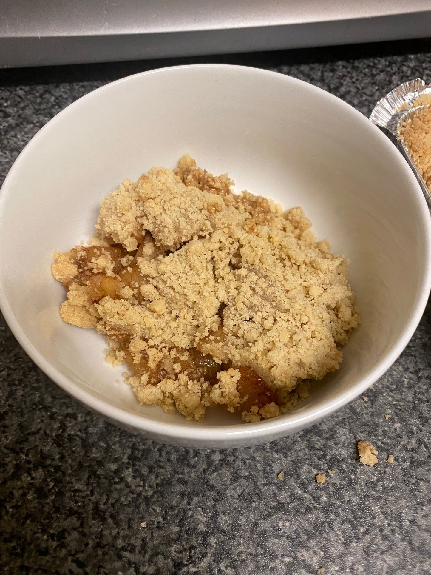 *NEW* Delicious Apple Crumble