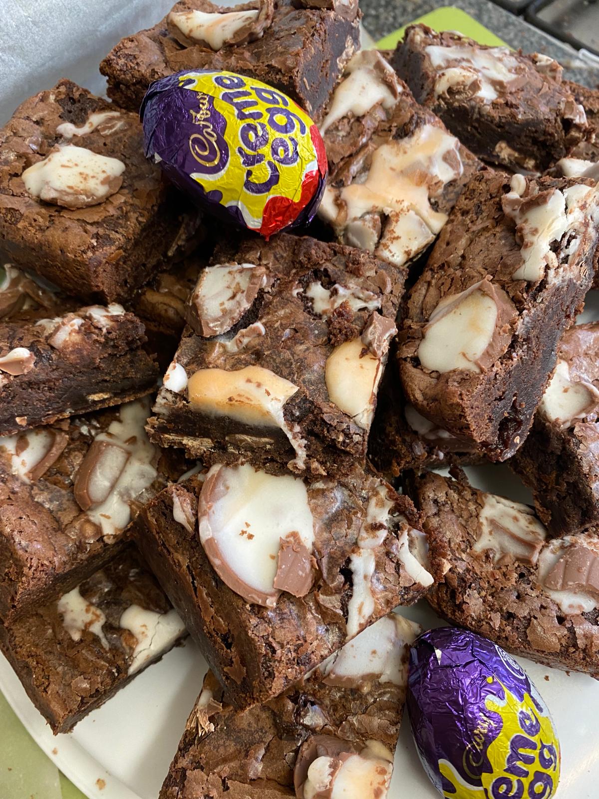 3 X Cadbury Creme EGG Brownies